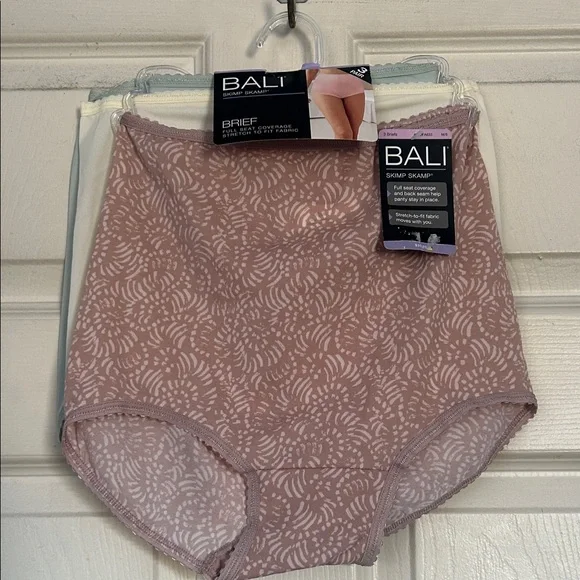 NWT Bali skimp skamp 3 pack brief panty set size medium - Picture 2 of 5